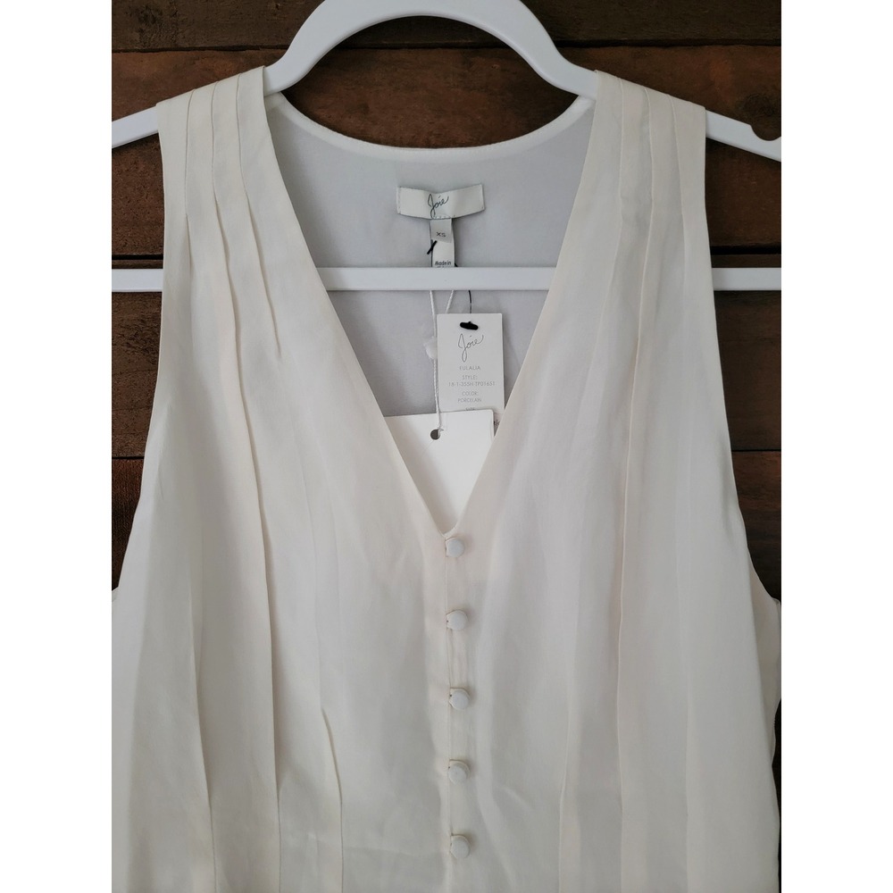 NWT Joie 100% Silk Porcelain White Pleated V-Neck Sleeveless Eulalia Blouse XS - Picture 2 of 10